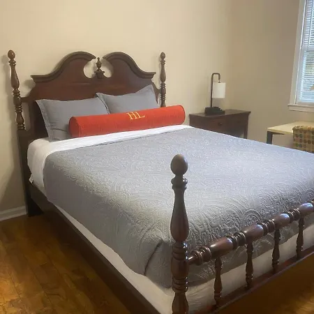 Big Parking Quiet 2-Bedroom In West Raleigh 5210